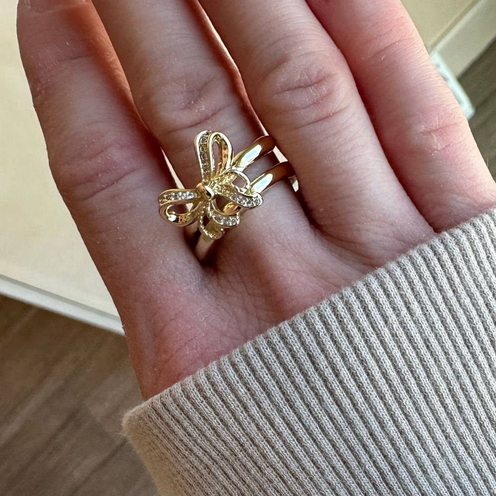 Rose gold bow ring. - Picture 3 of 4